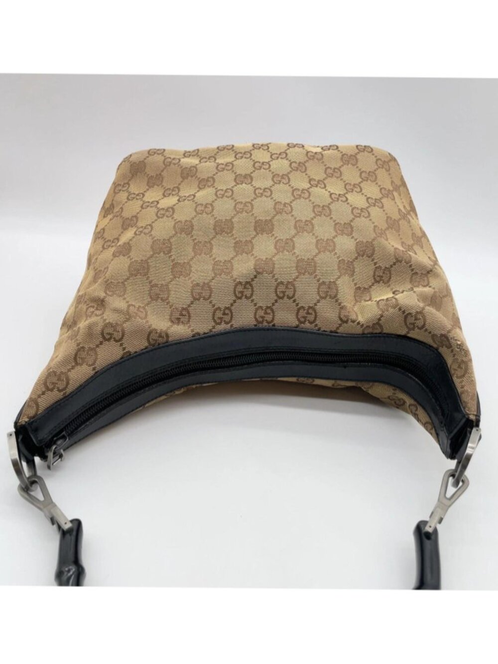 Authentic Gucci Vintage GG Canvas Bamboo Handle Hobo Shoulder Bag - Picture 6 of 16